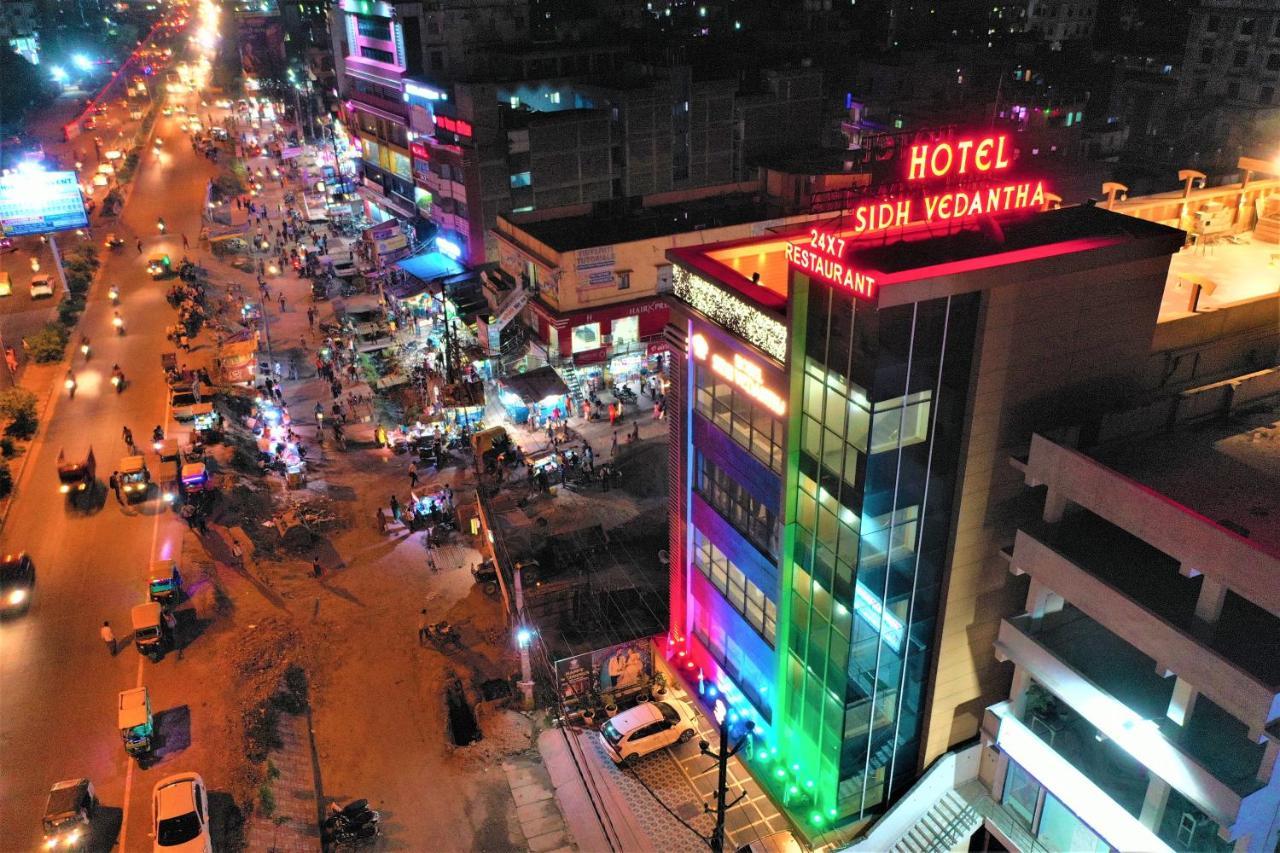 Hotel Sidh Vedantha Патна Екстериор снимка