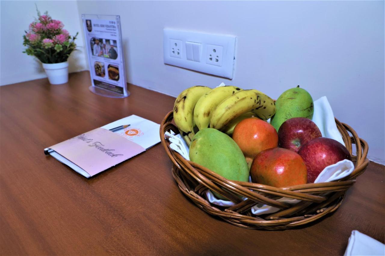 Hotel Sidh Vedantha Патна Екстериор снимка